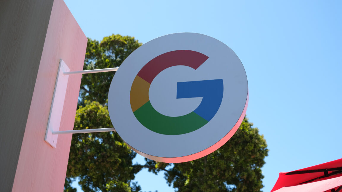 Hakim Chegg ve Penske'nin Google AI arama hedefli antitröst davalarını reddetti
